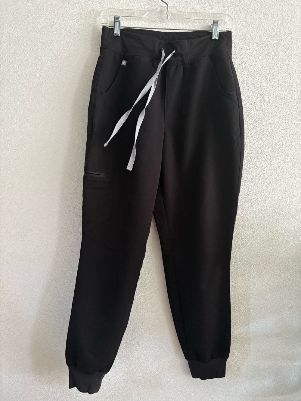 FIGS Zamora Jogger Scrub Pants